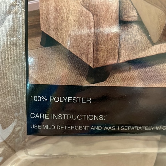 Reversible quilted polyester sofa protector - Picture 3 of 7